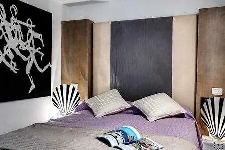 Gocce - Bouganvillea Superb With Views